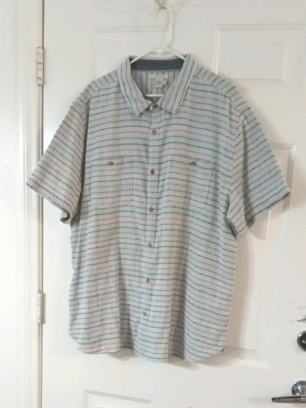 Carbon 2 Cobalt Men's XXL Button Up Short Sleeve Shirt Gray Striped Soft Cotton